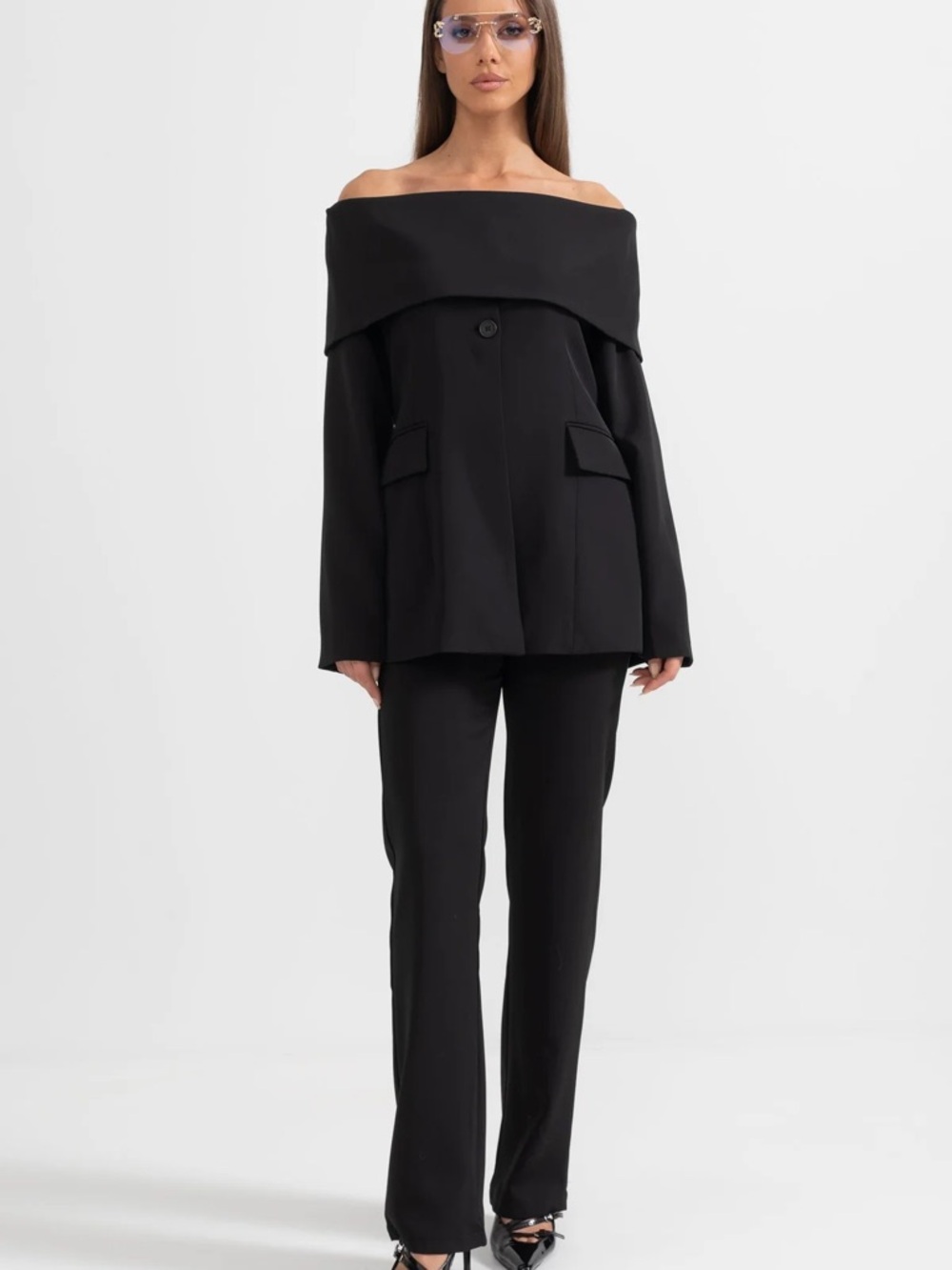 Sierra Darien Off-Shoulder Black Blazer